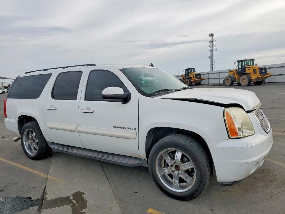 Продажа на аукционе авто 2008 Gmc Yukon Xl, vin: 1GKFC16J08J193946, номер лота: 47997066
