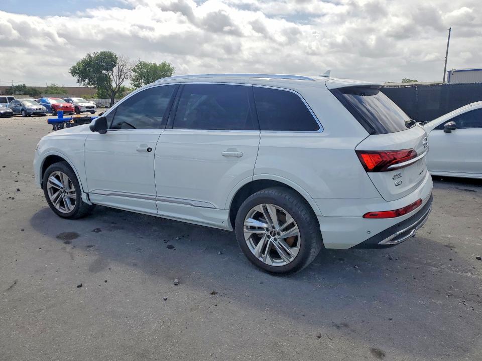 47860256 :رقم المزاد ، WA1LXAF7XMD014161 vin ، 2021 Audi Q7 مزاد بيع