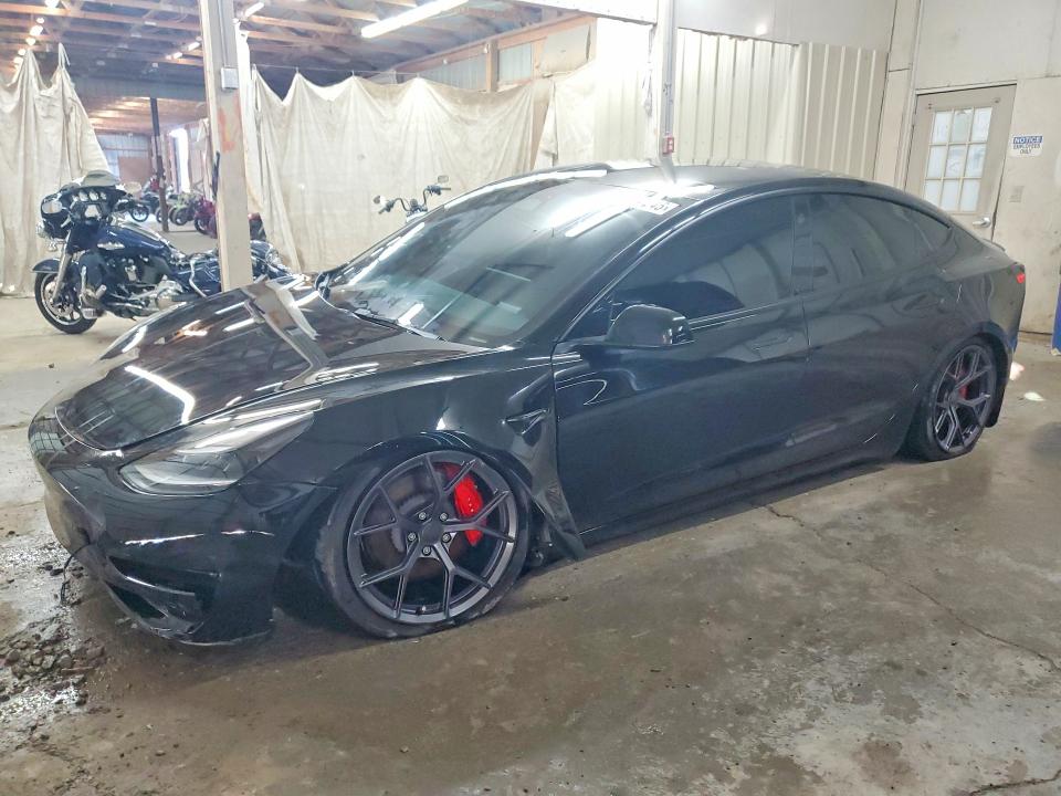 46454246 :رقم المزاد ، 5YJ3E1EC4PF421724 vin ، 2023 Tesla Model 3 مزاد بيع