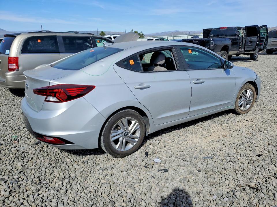47910196 :رقم المزاد ، KMHD84LF9KU738176 vin ، 2019 Hyundai Elantra مزاد بيع