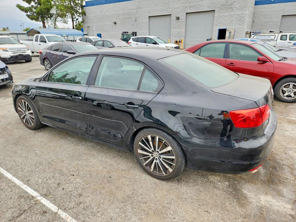 48284936 :رقم المزاد ، 3VW2K7AJXEM409014 vin ، 2014 Volkswagen Jetta مزاد بيع