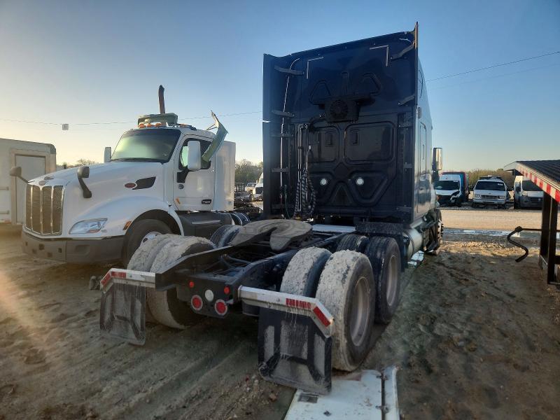 45846216 :رقم المزاد ، 3AKJGLDV0LDLG7634 vin ، 2020 Freigliner Cascadia 125 مزاد بيع