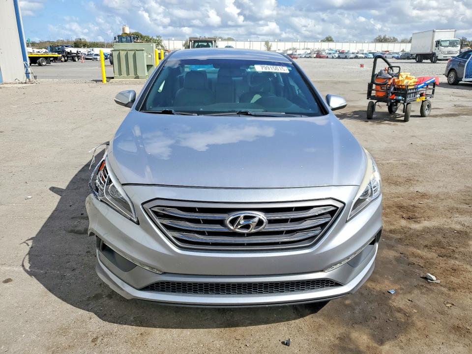 2015 Hyundai Sonata მანქანა იყიდება აუქციონზე, vin: 5NPE34AB9FH143660, აუქციონის ნომერი: 79915015
