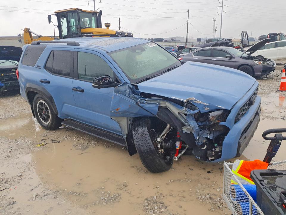 78589395 :رقم المزاد ، JTEVA5BR0S5024845 vin ، 2025 Toyota 4runner مزاد بيع