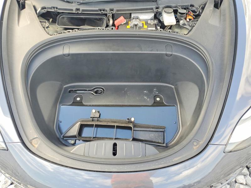 78273265 :رقم المزاد ، 5YJ3E1EAXJF024010 vin ، 2018 Tesla Model 3 مزاد بيع