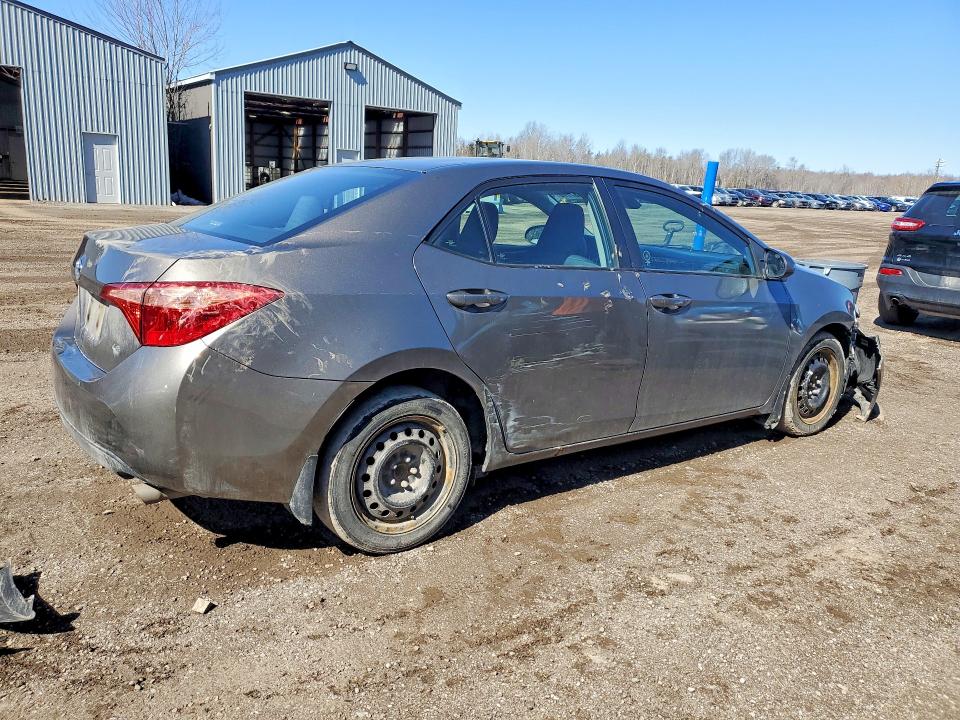 47387776 :رقم المزاد ، 2T1BURHEXJC993435 vin ، 2018 Toyota Corolla مزاد بيع
