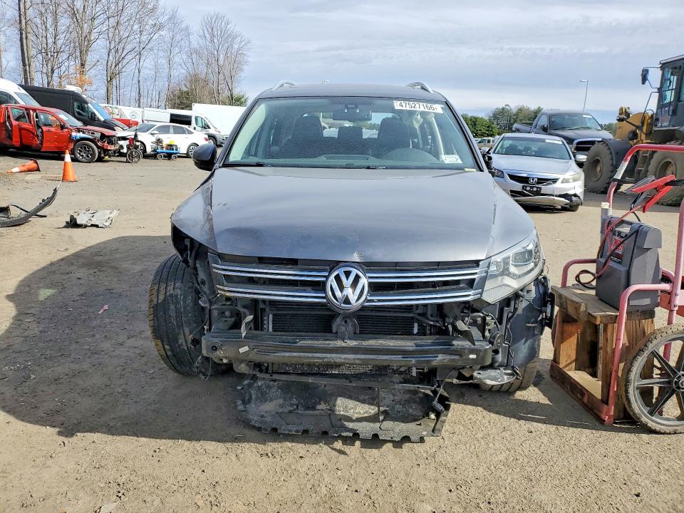 Продаж на аукціоні авто 2016 Volkswagen Tiguan, vin: WVGBV7AX6GW615380, номер лоту: 47527166