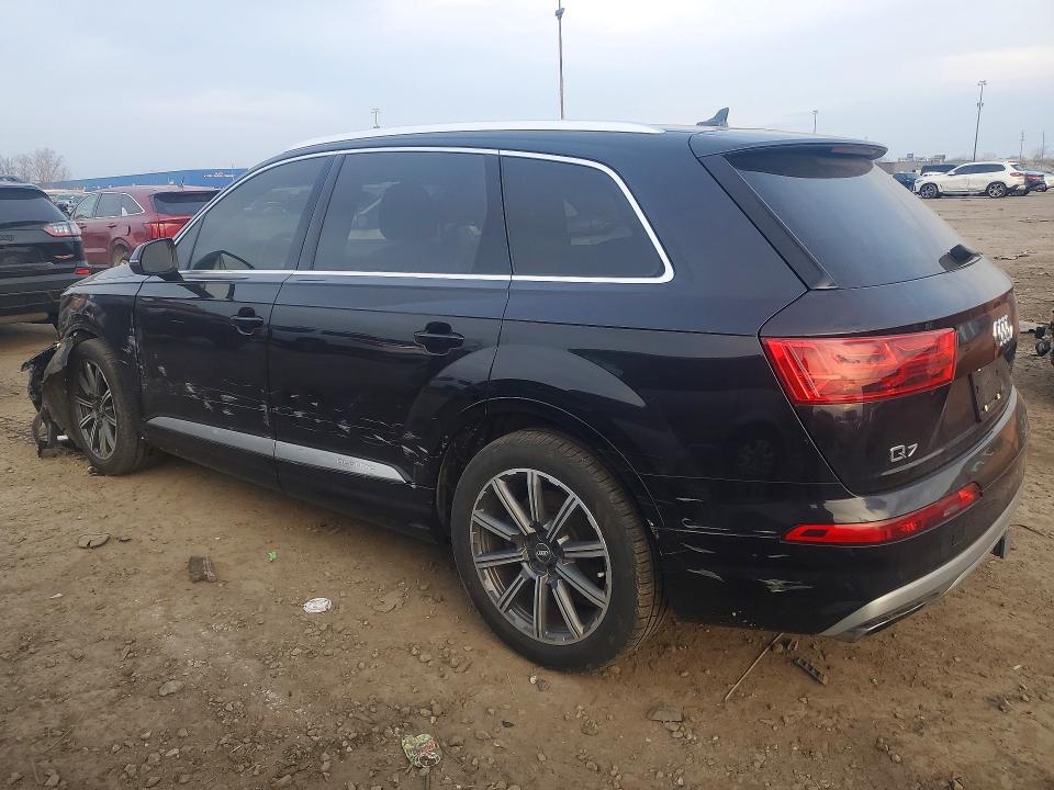 Продаж на аукціоні авто 2017 Audi Q7, vin: WA1VAAF75HD025827, номер лоту: 47557346