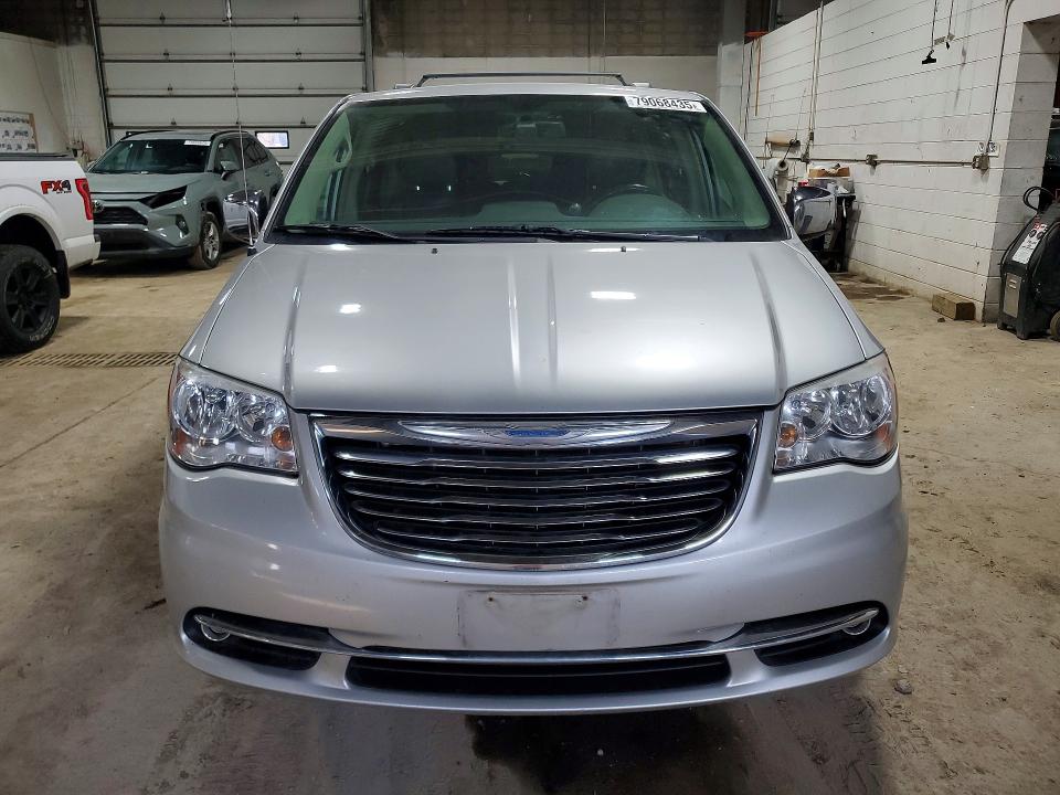 79068435 :رقم المزاد ، 2C4RC1CG7CR425268 vin ، 2012 Chrysler Town & Country مزاد بيع