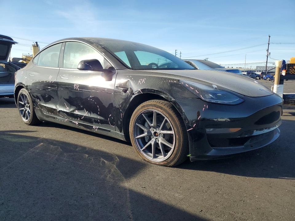 Продажа на аукционе авто 2022 Tesla Model 3, vin: 5YJ3E1EBXNF198805, номер лота: 46339156