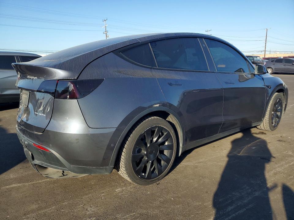 79197035 :رقم المزاد ، 5YJYGDEE3MF173805 vin ، 2021 Tesla Model Y مزاد بيع