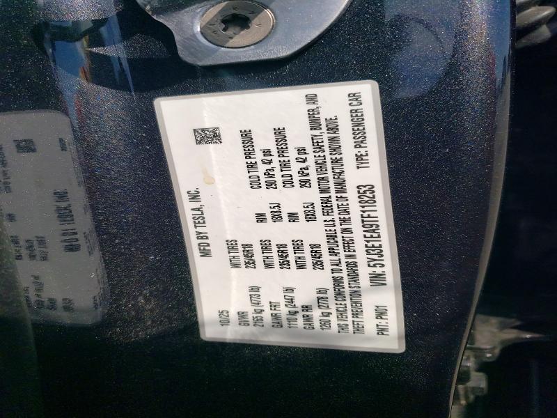 2026 Tesla Model 3 მანქანა იყიდება აუქციონზე, vin: 5YJ3E1EA9TF118253, აუქციონის ნომერი: 46390106
