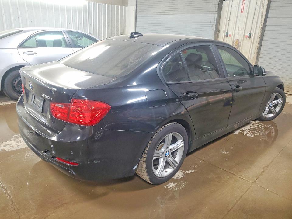 46844266 :رقم المزاد ، WBA3B1G51ENS80758 vin ، 2014 Bmw 320 مزاد بيع