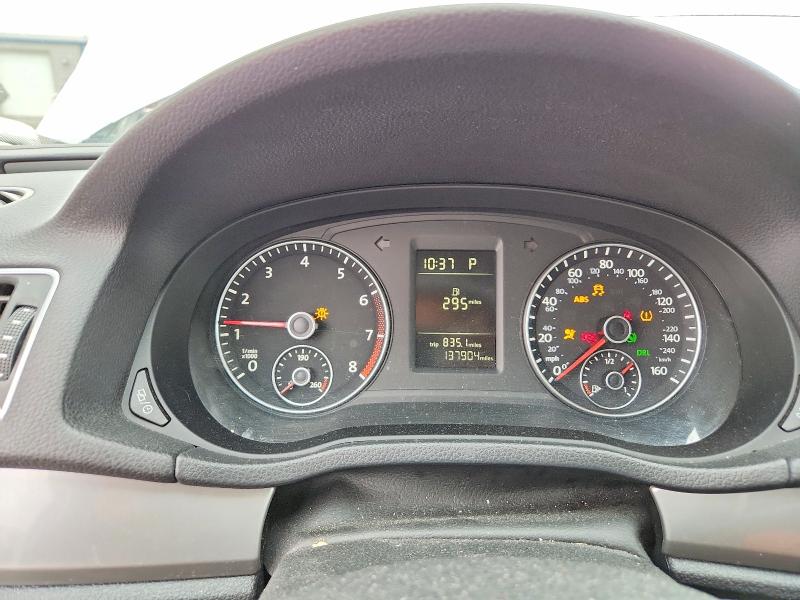 47422286 :رقم المزاد ، 1VWAT7A31FC087912 vin ، 2015 Volkswagen Passat مزاد بيع