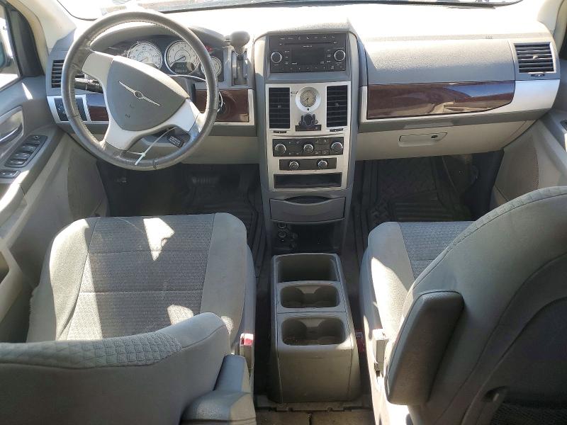 45666656 :رقم المزاد ، 2A4RR5D11AR270918 vin ، 2010 Chrysler Town & Country مزاد بيع