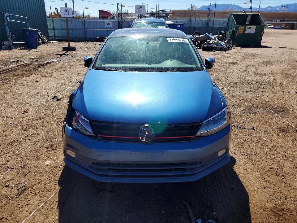 2017 Volkswagen Jetta მანქანა იყიდება აუქციონზე, vin: 3VWB67AJ0HM326703, აუქციონის ნომერი: 41983656