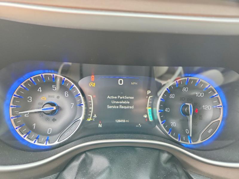 47927916 :رقم المزاد ، 2C4RC1BG6JR131441 vin ، 2018 Chrysler Pacifica مزاد بيع