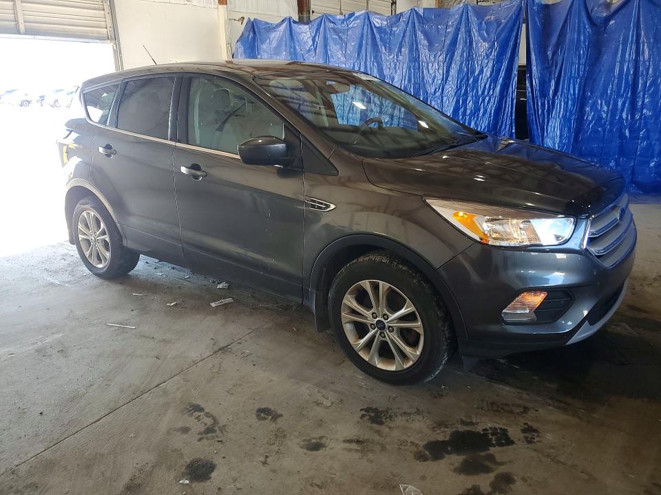 Продажа на аукционе авто 2017 Ford Escape, vin: 1FMCU9GDXHUB17695, номер лота: 47159006
