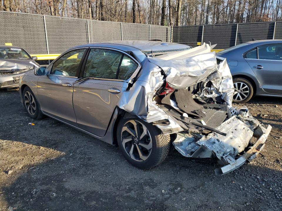 Aukcja sprzedaży 2016 Honda Accord, vin: 1HGCR2F70GA010522, numer aukcji: 45645626