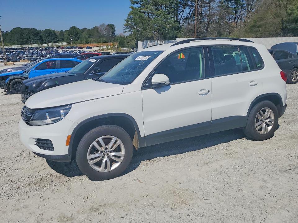 Продаж на аукціоні авто 2017 Volkswagen Tiguan, vin: WVGAV7AX7HK017674, номер лоту: 46808736