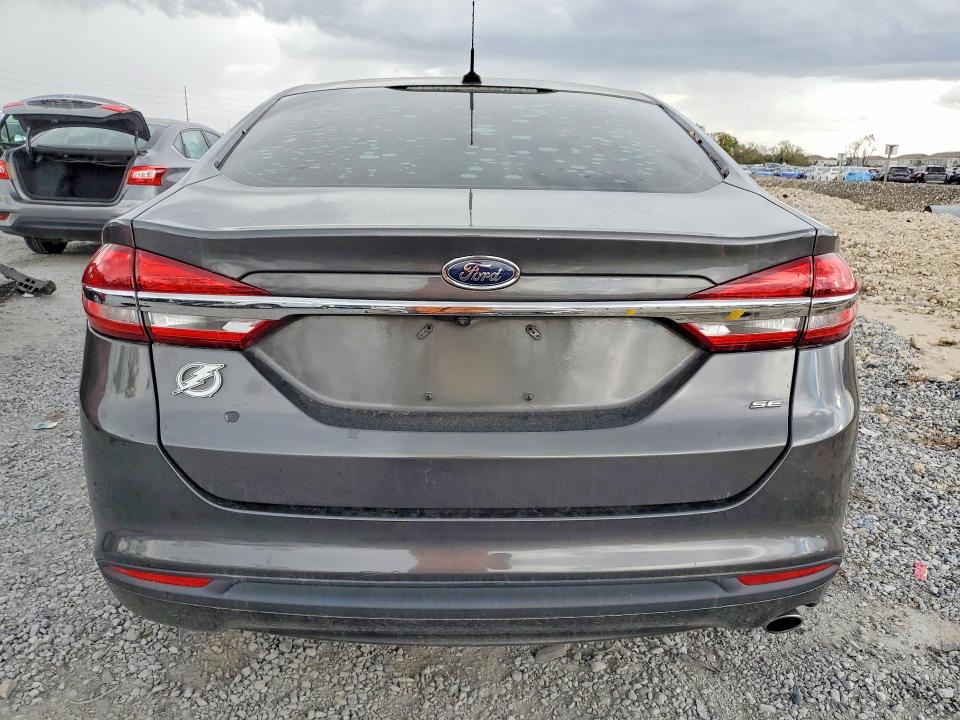 Продажа на аукционе авто 2018 Ford Fusion, vin: 3FA6P0H77JR133434, номер лота: 79694525