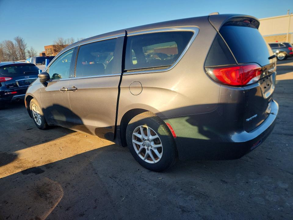 2017 Chrysler Pacifica მანქანა იყიდება აუქციონზე, vin: 2C4RC1CGXHR565967, აუქციონის ნომერი: 45986186