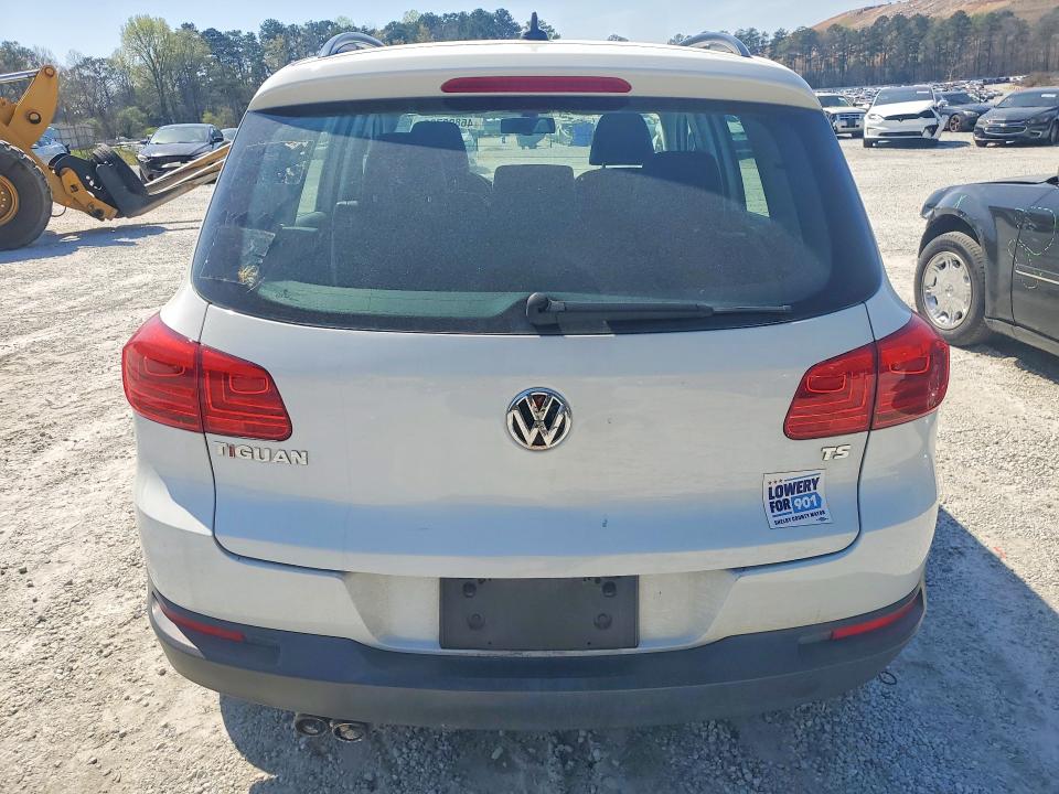 46808736 :رقم المزاد ، WVGAV7AX7HK017674 vin ، 2017 Volkswagen Tiguan مزاد بيع