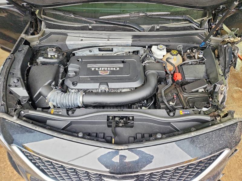 79916895 :رقم المزاد ، 1GYFZFR4XNF126194 vin ، 2022 Cadillac Xt4 مزاد بيع