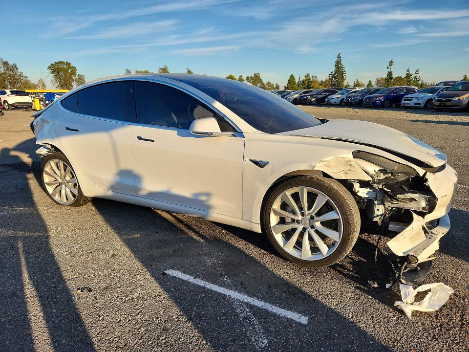 2019 Tesla 3 მანქანა იყიდება აუქციონზე, vin: 5YJ3E1EA1KF509296, აუქციონის ნომერი: 79739835