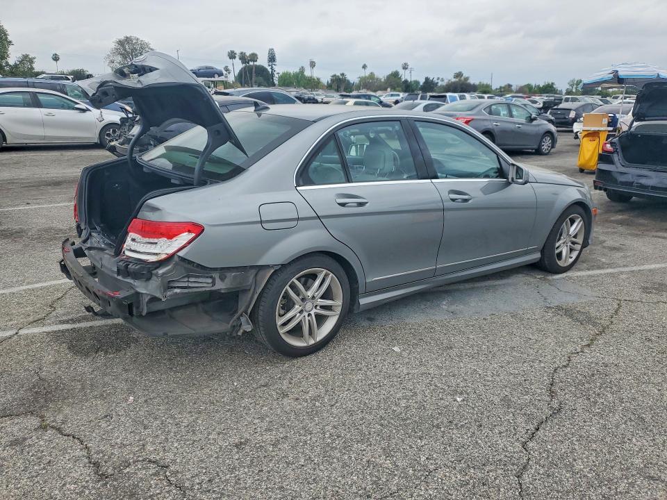 Продажа на аукционе авто 2014 Mercedes-benz C, vin: WDDGF4HB2ER306555, номер лота: 48260836