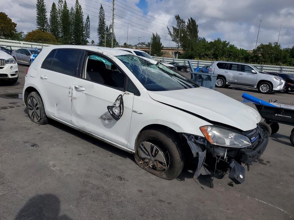 Продаж на аукціоні авто 2016 Volkswagen E-golf, vin: WVWKP7AU7GW901713, номер лоту: 41695756