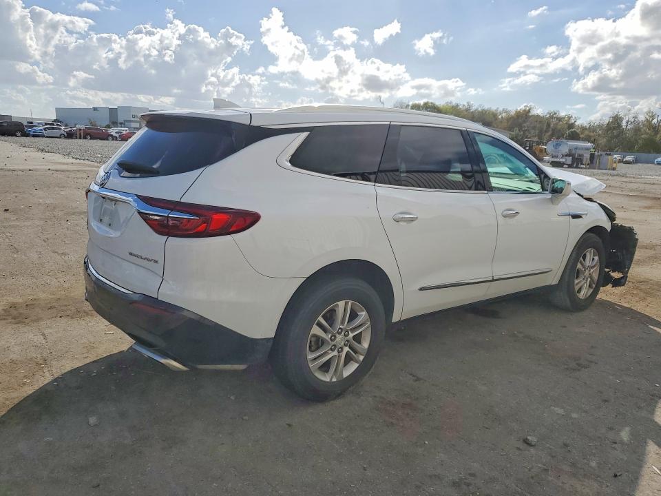 52272136 :رقم المزاد ، 5GAERBKW2JJ216017 vin ، 2018 Buick Enclave مزاد بيع