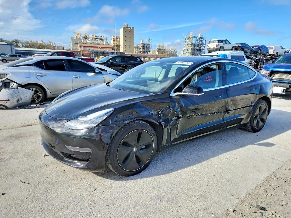 Продажа на аукционе авто 2020 Tesla Model 3, vin: 5YJ3E1EAXLF629826, номер лота: 41647176