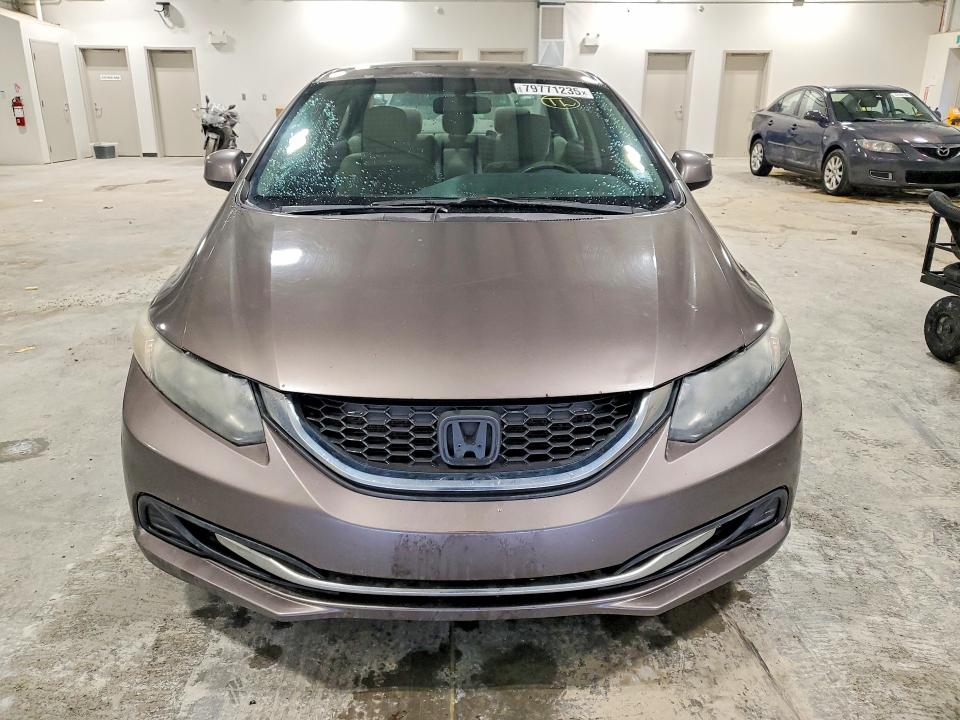 Продажа на аукционе авто 2013 Honda Civic, vin: 2HGFB2F43DH027075, номер лота: 79771235