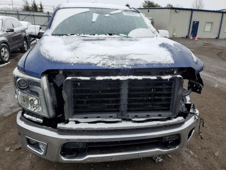 2017 Nissan Titan მანქანა იყიდება აუქციონზე, vin: 1N6AA1E58HN573753, აუქციონის ნომერი: 79353355