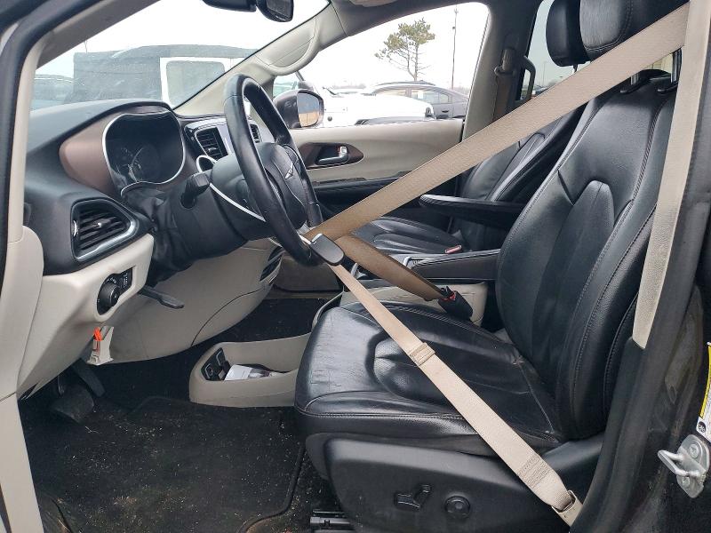 46478766 :رقم المزاد ، 2C4RC1EG7JR289542 vin ، 2018 Chrysler Pacifica مزاد بيع