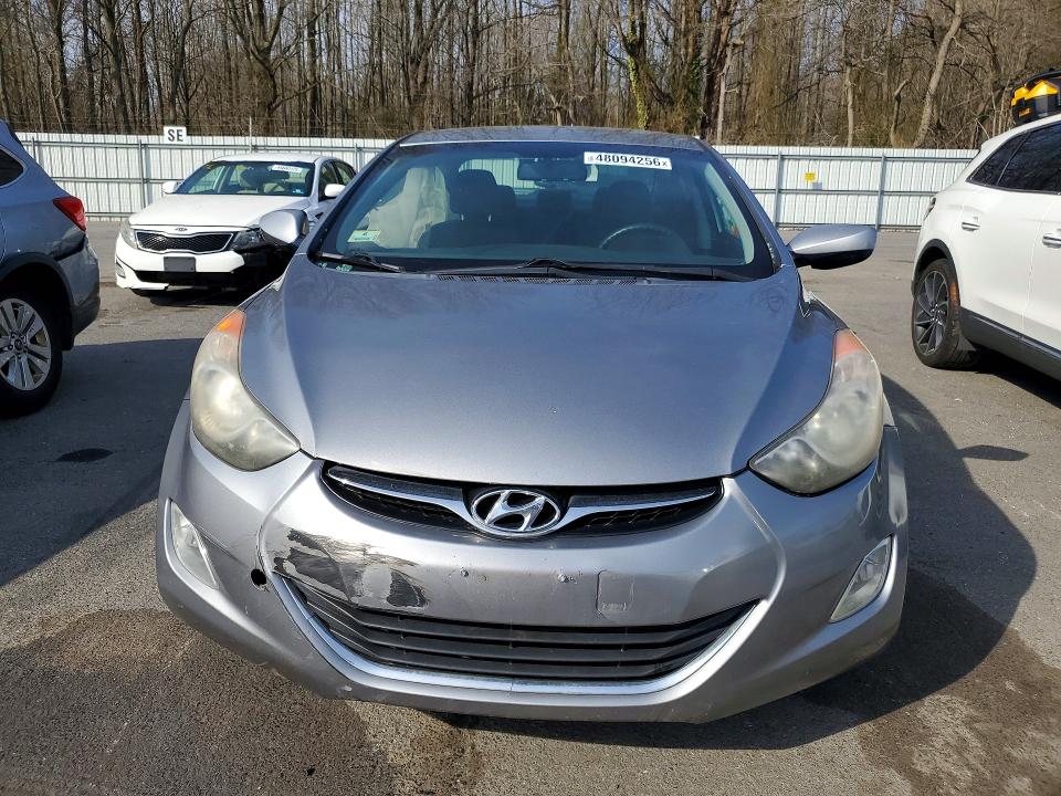 48094256 :رقم المزاد ، KMHDH4AEXDU928047 vin ، 2013 Hyundai Elantra مزاد بيع