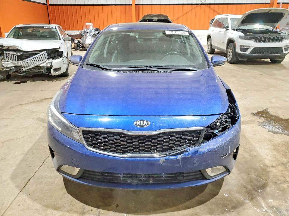 79576335 :رقم المزاد ، 3KPFL4A88HE035577 vin ، 2017 Kia Forte مزاد بيع