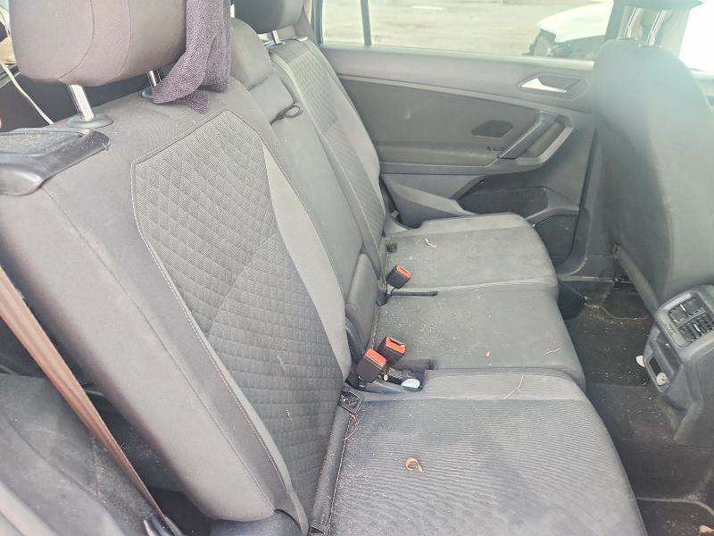 79633045 :رقم المزاد ، 3VV1B7AX2KM198486 vin ، 2019 Volkswagen Tiguan مزاد بيع