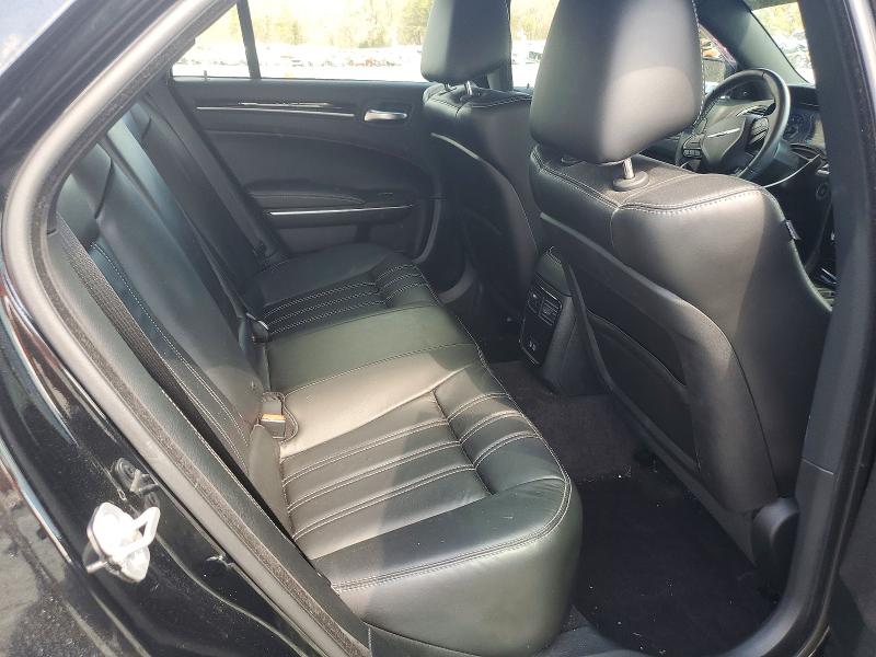 47079516 :رقم المزاد ، 2C3CCABG9JH142790 vin ، 2018 Chrysler 300 مزاد بيع