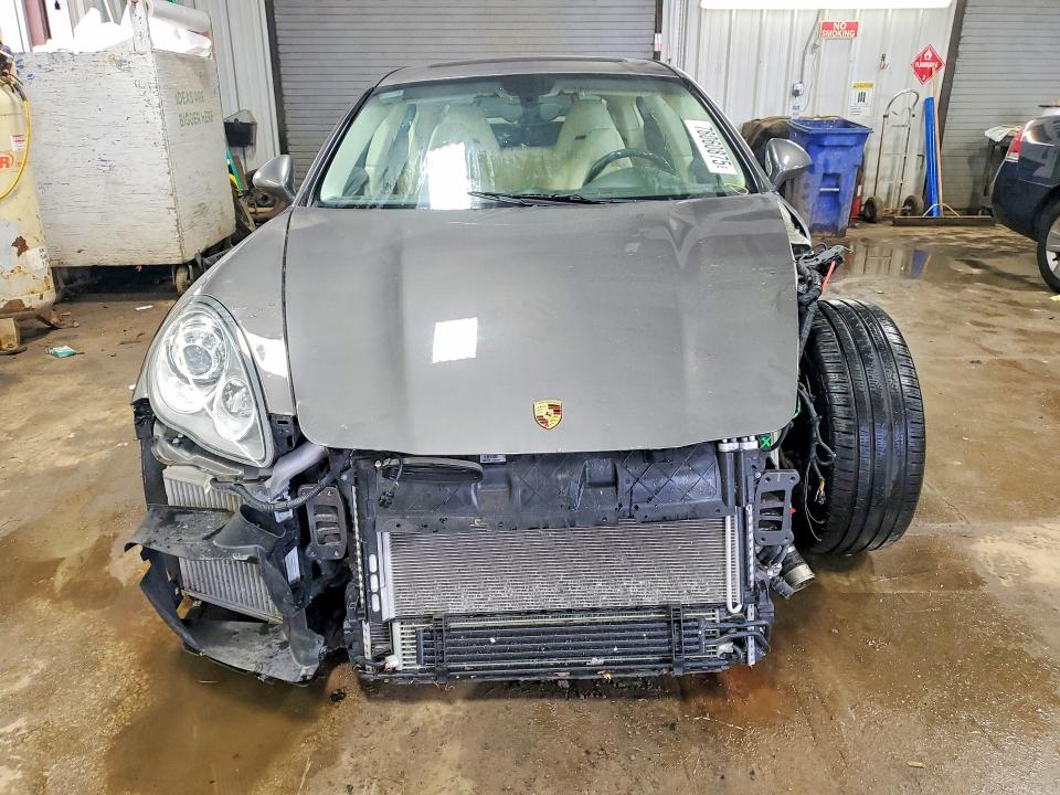 78060875 :رقم المزاد ، WP0AC2A7XDL090443 vin ، 2013 Porsche Panamera مزاد بيع