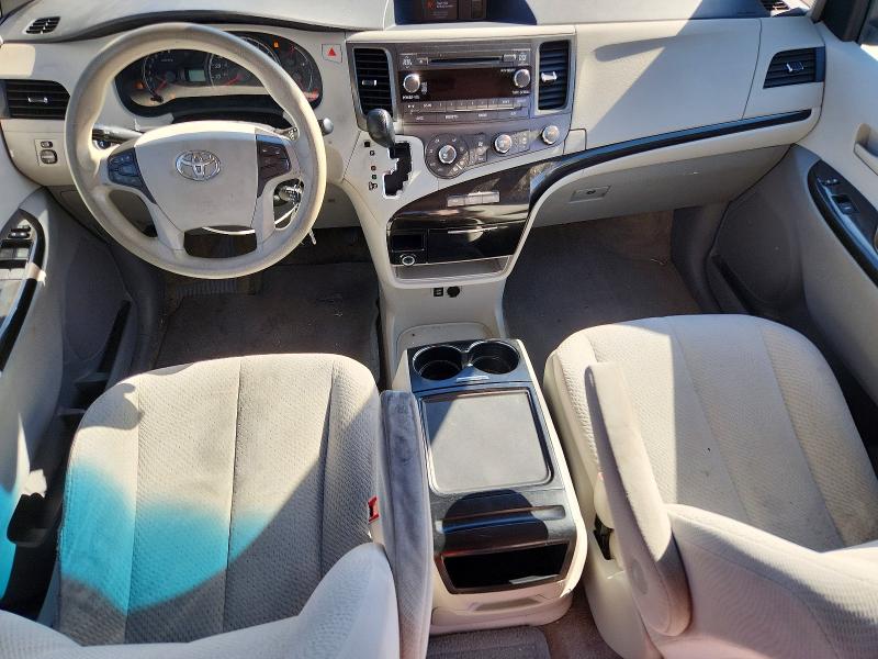 47235616 :رقم المزاد ، 5TDKK3DC8CS264254 vin ، 2012 Toyota Sienna مزاد بيع
