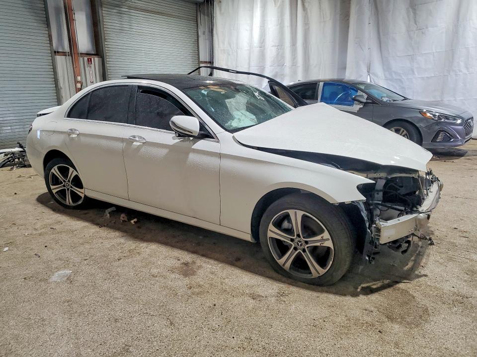 2018 Mercedes-benz E მანქანა იყიდება აუქციონზე, vin: WDDZF4KB2JA371643, აუქციონის ნომერი: 47654386