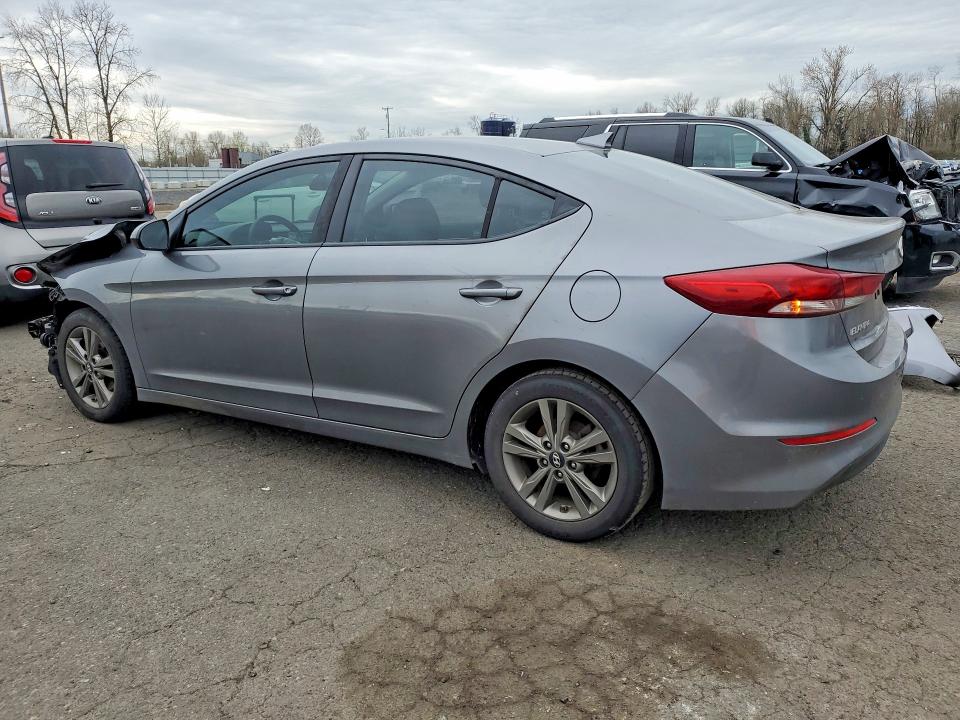 46913946 :رقم المزاد ، 5NPD84LF7JH312306 vin ، 2018 Hyundai Elantra مزاد بيع