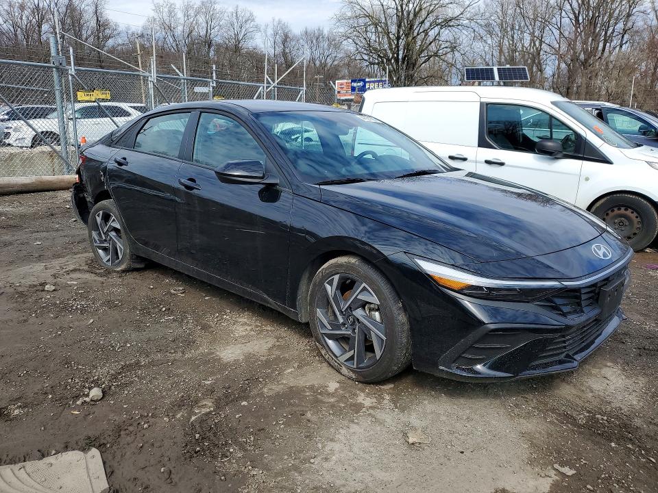 2025 Hyundai Elantra მანქანა იყიდება აუქციონზე, vin: KMHLM4DG2SU923670, აუქციონის ნომერი: 41651396
