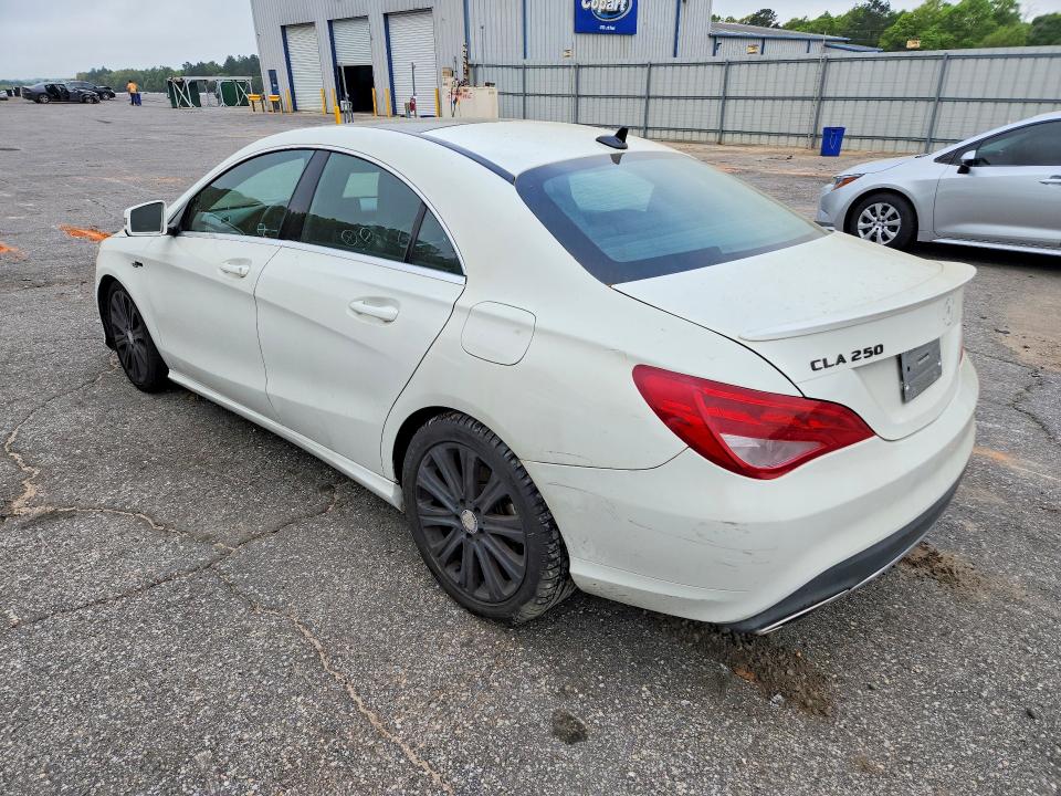 48290526 :رقم المزاد ، WDDSJ4GB6HN450731 vin ، 2017 Mercedes-benz Cla مزاد بيع