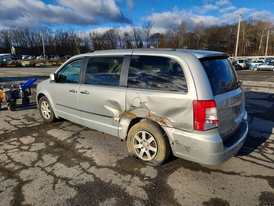 2011 Chrysler Town & Country მანქანა იყიდება აუქციონზე, vin: 2A4RR5DG4BR797406, აუქციონის ნომერი: 46345456