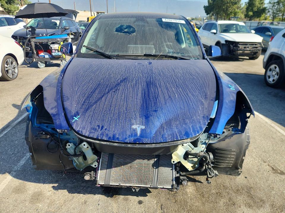 2023 Tesla Model Y მანქანა იყიდება აუქციონზე, vin: 7SAYGDEE7PF836977, აუქციონის ნომერი: 47027056