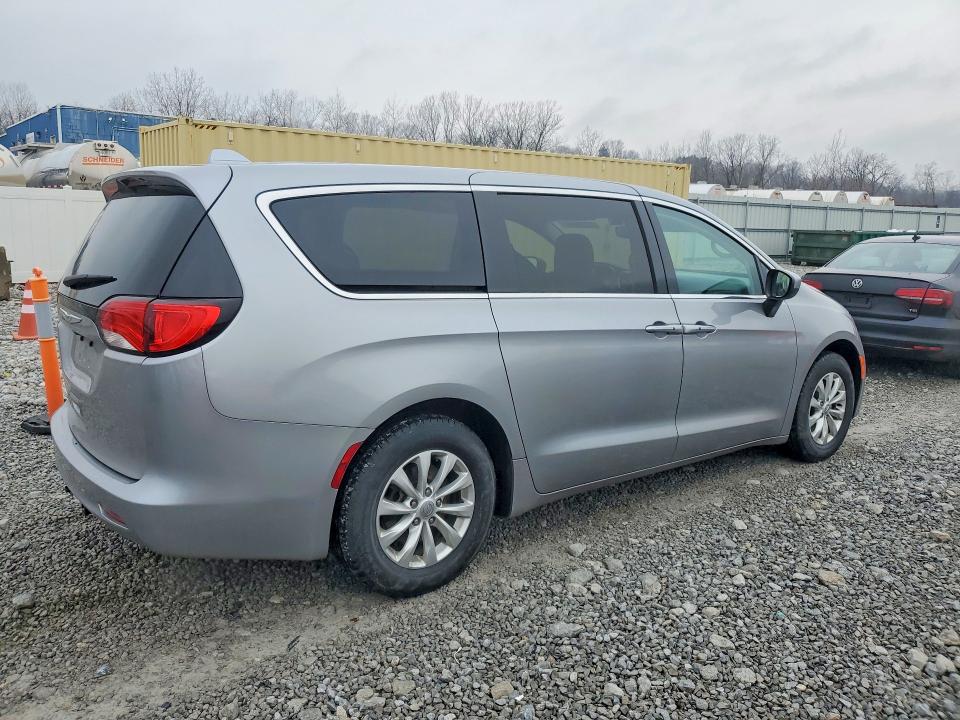 Продаж на аукціоні авто 2017 Chrysler Pacifica, vin: 2C4RC1DG6HR688549, номер лоту: 79750655