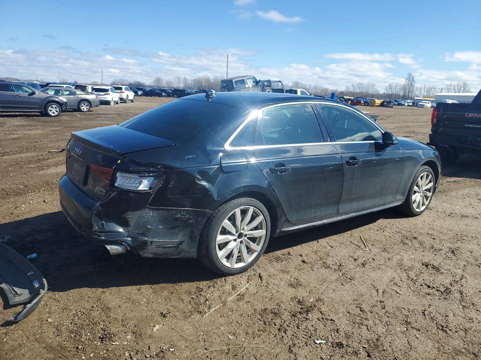 Продажа на аукционе авто 2018 Audi A4, vin: WAUANAF48JA141820, номер лота: 46914656